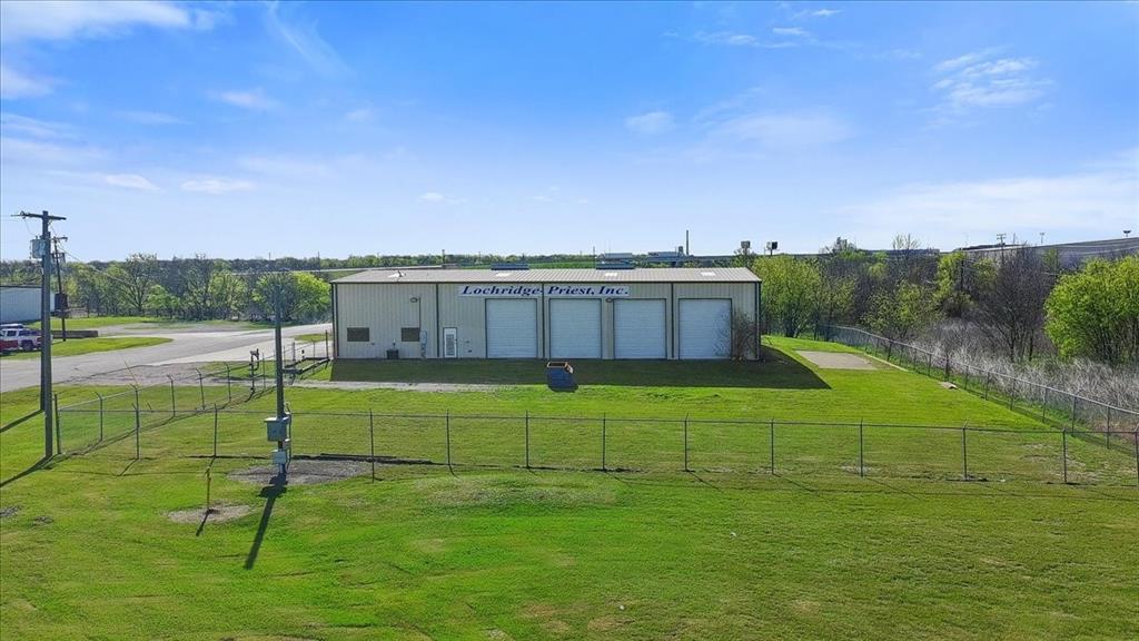 Corsicana - Commercial Sale