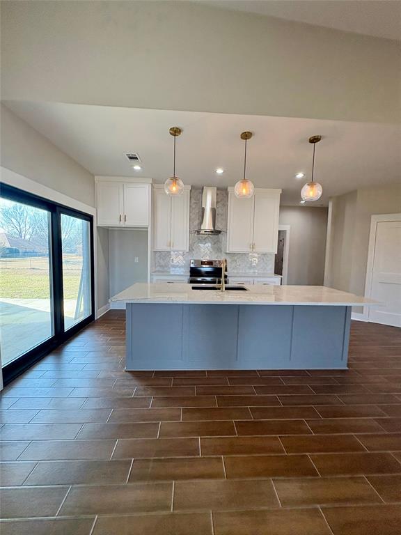 2713 Stone Briar Drive