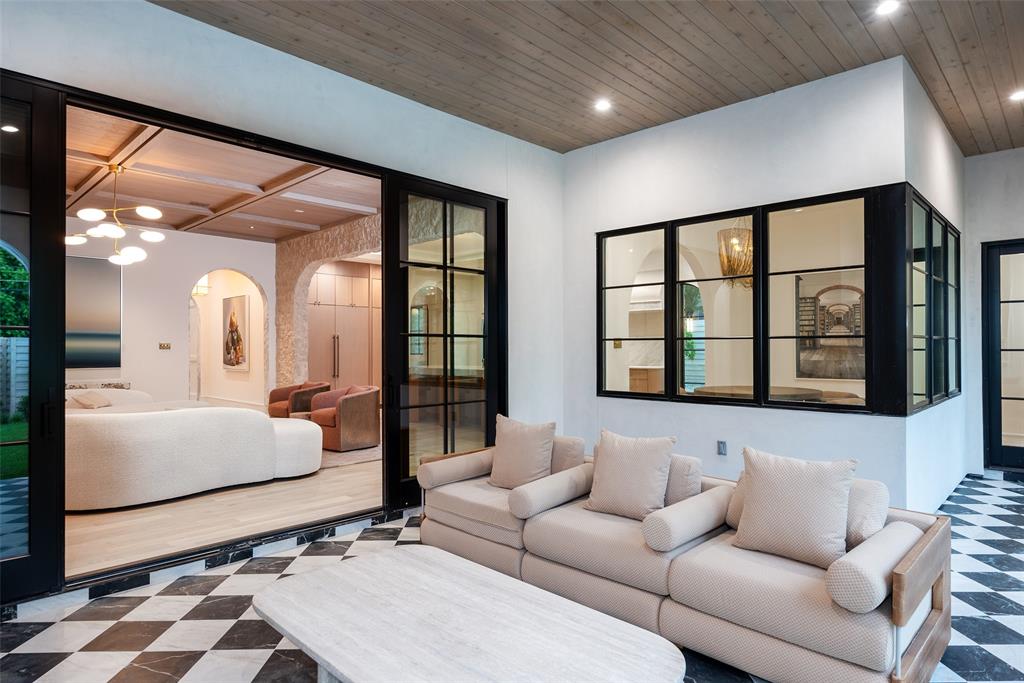Waggoner Place - Residential