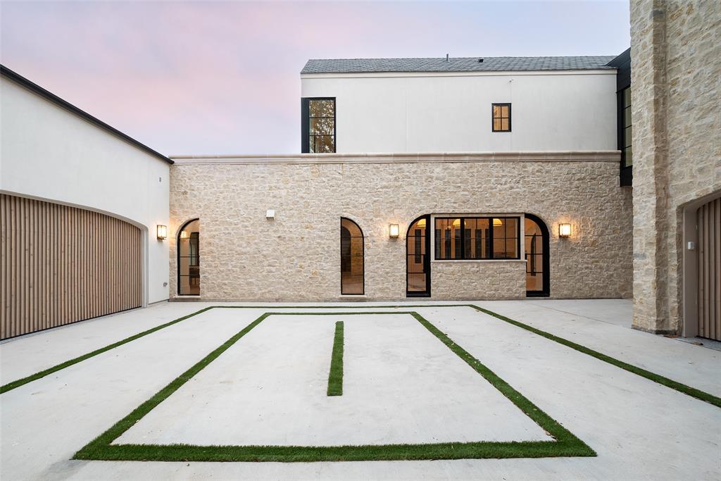 Waggoner Place - Residential