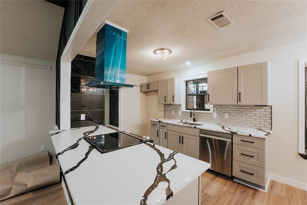 2208 San Simeon Place