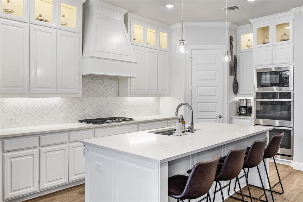 Lakes of River Trls East - Residential