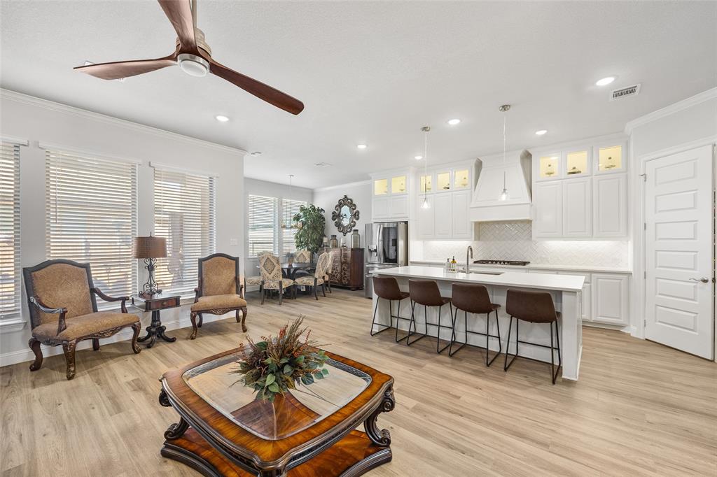 Lakes of River Trls East - Residential