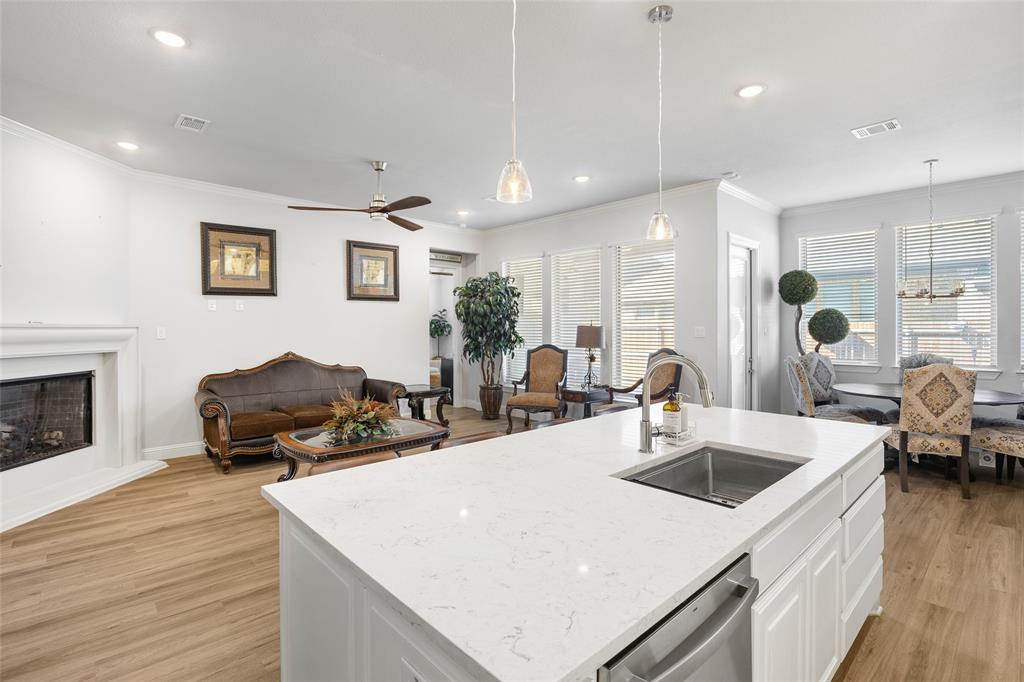 Lakes of River Trls East - Residential