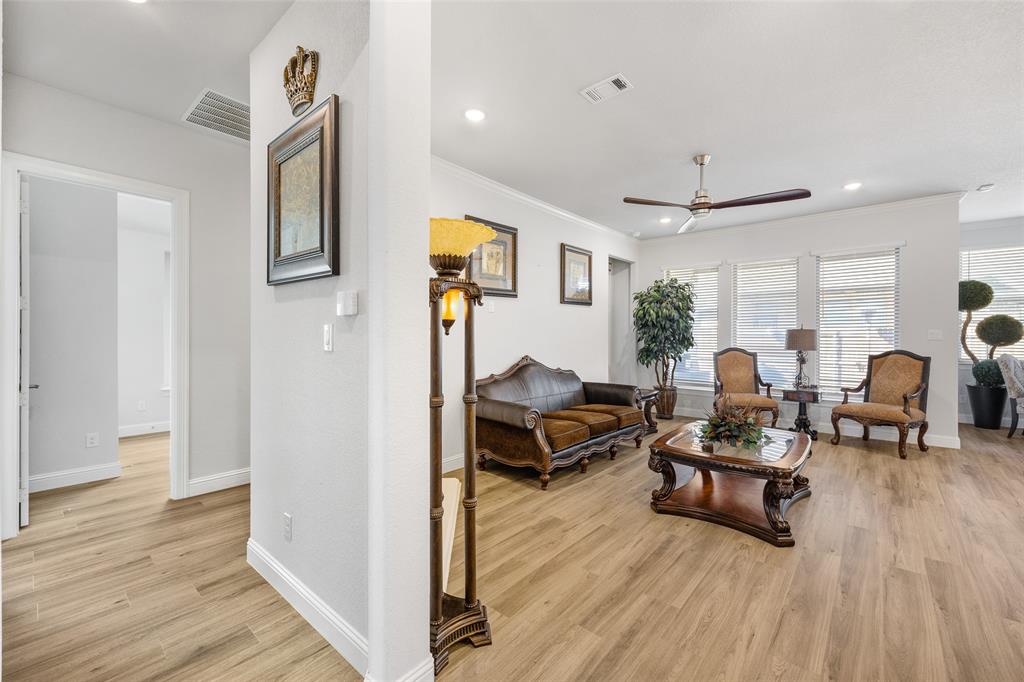 2628 Flycatcher Road