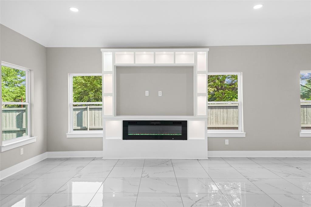 Spring Dell - Residential
