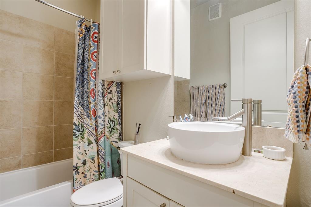 Sandage Condo - Residential