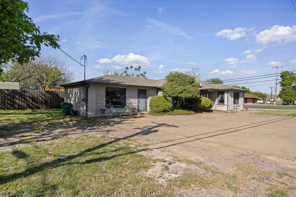 Lambert - Commercial Sale