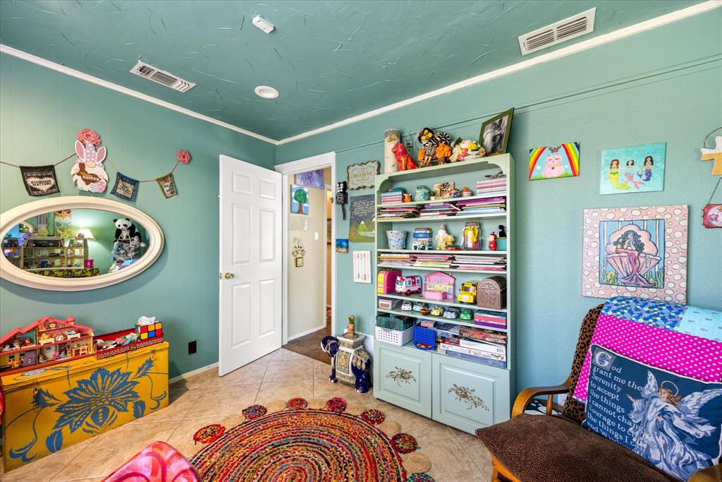 Lambert - Commercial Sale