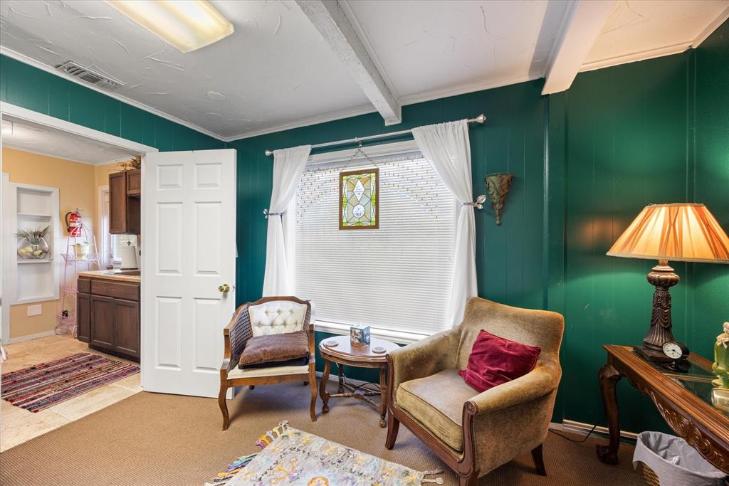 Lambert - Commercial Sale