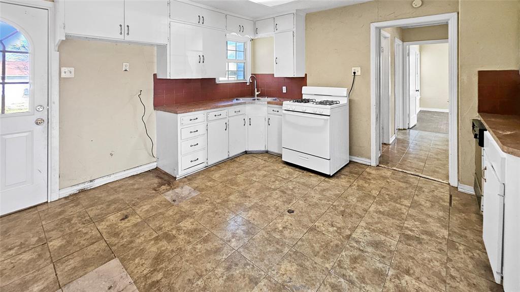 Buhlers Add 02 Instl - Residential