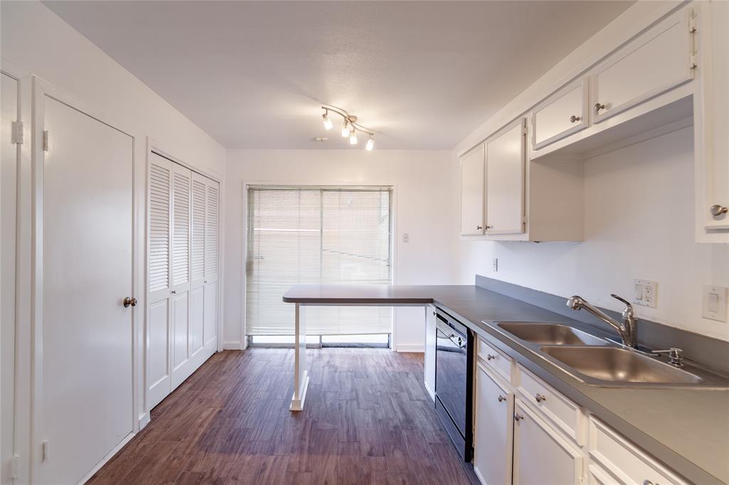 Crest Meadow Estates - Residential