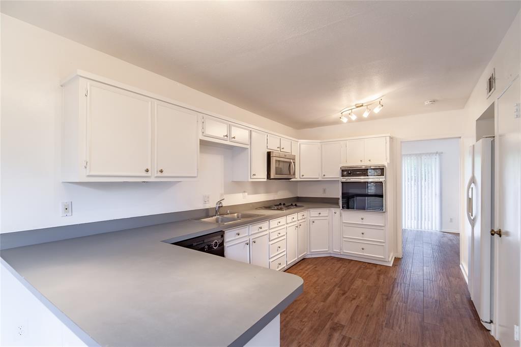 Crest Meadow Estates - Residential