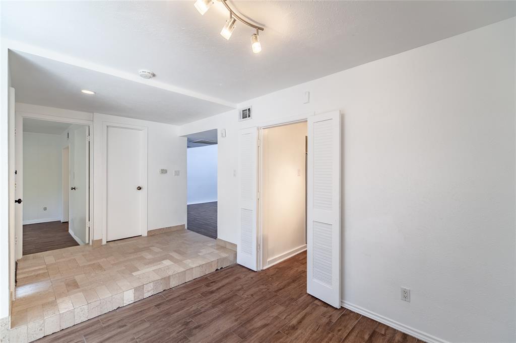 Crest Meadow Estates - Residential
