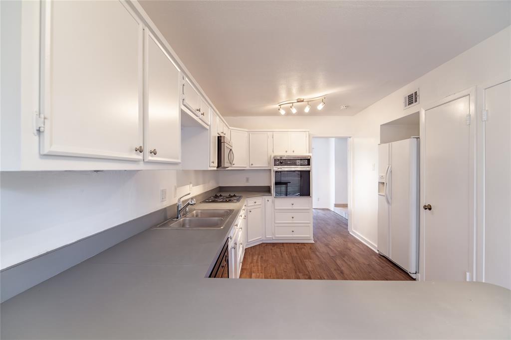 Crest Meadow Estates - Residential