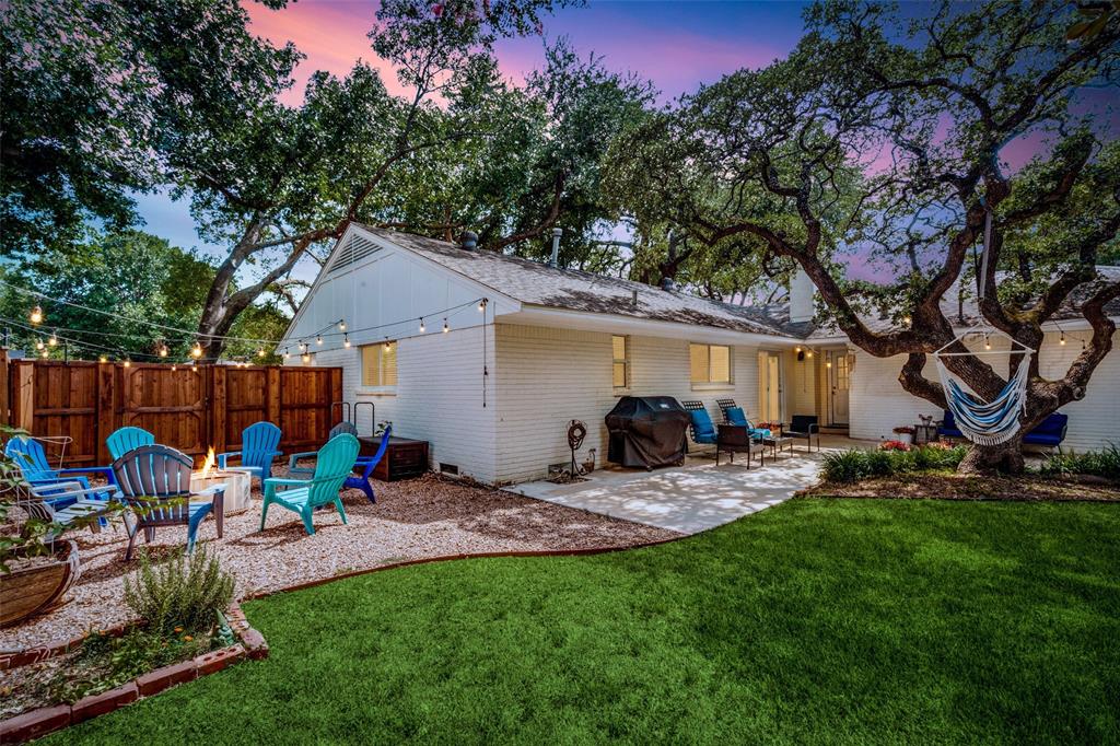 926 Teakwood Drive