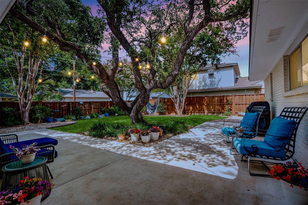 926 Teakwood Drive