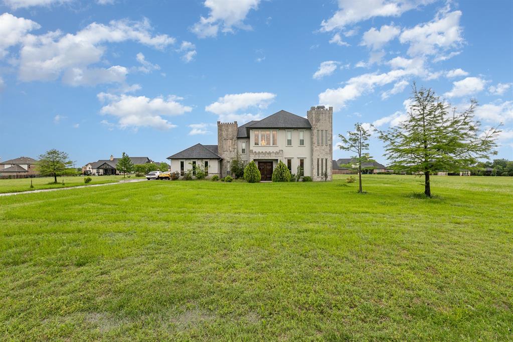 4455 Lake Breeze Drive