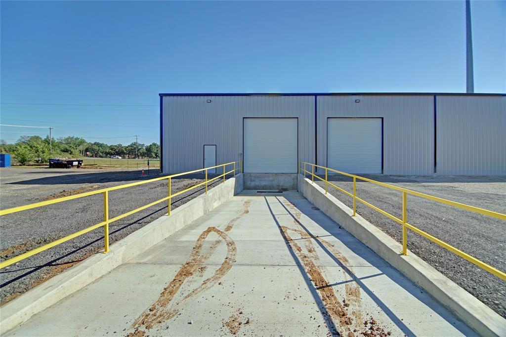 4334 Burleson Retta