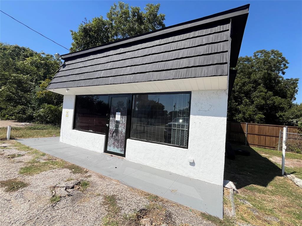 Montrose - Commercial Lease