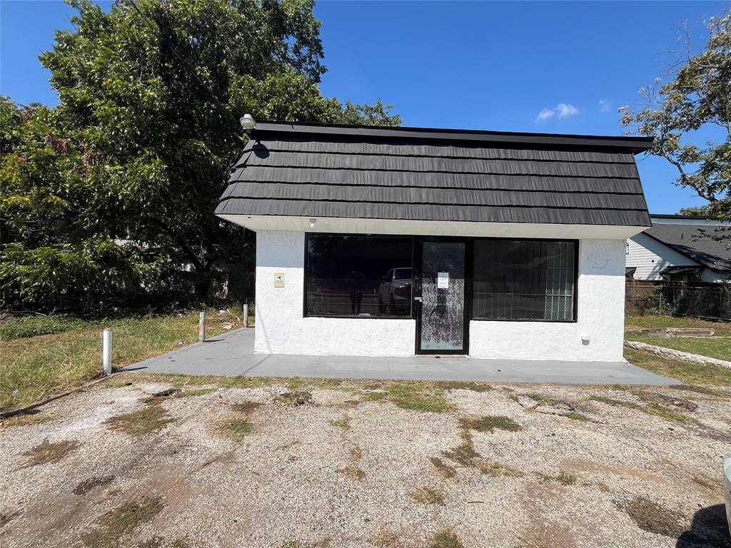 Montrose - Commercial Lease