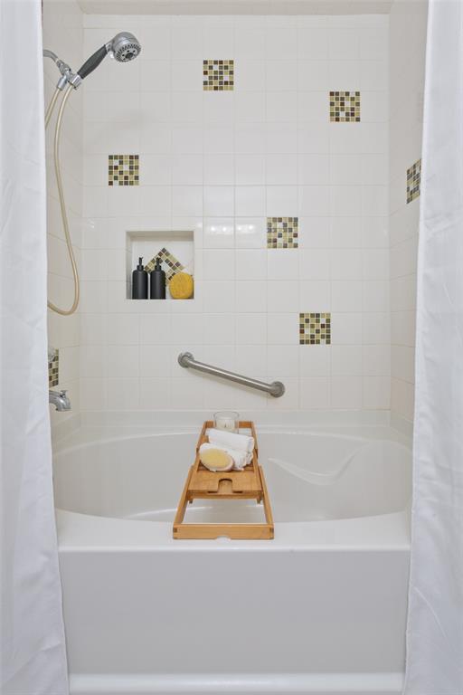 Mooney Village - Residential