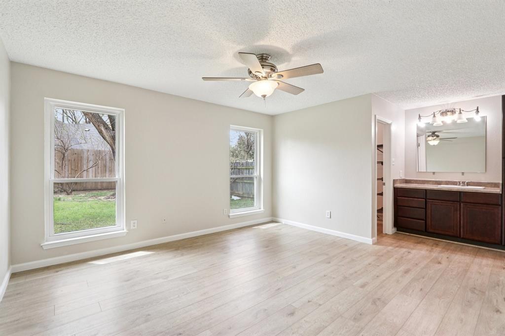 Turf Club Estates Add - Residential