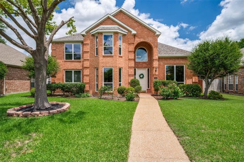 Photo of 2901 Barksdale Drive, Plano, TX 75025 (MLS # 21291522)