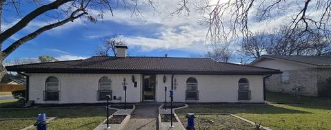 3401 Glenmont Drive Fort Worth TX 76133