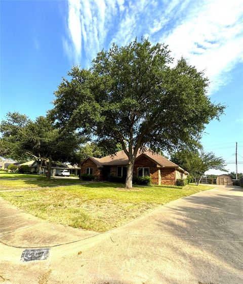 A home in Duncanville