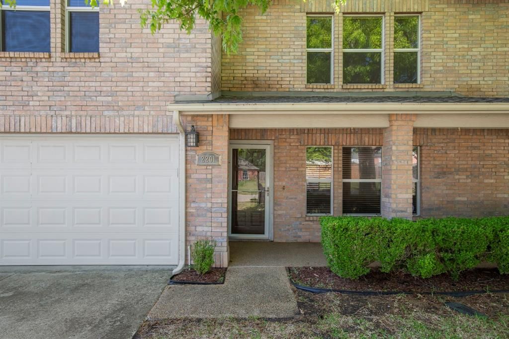Photo of 2201 Driskell Lane, Corinth, TX 76210 (MLS # 21268794)