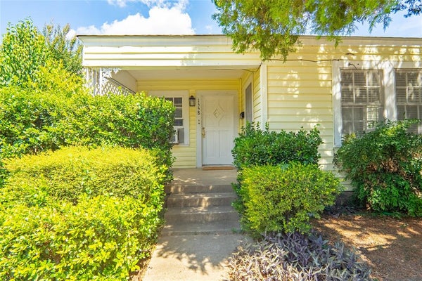 1558 W SHAW ST, FORT WORTH, TX 76110 - Image 397239ef3810d690aa2e80c8febdf158/812320904