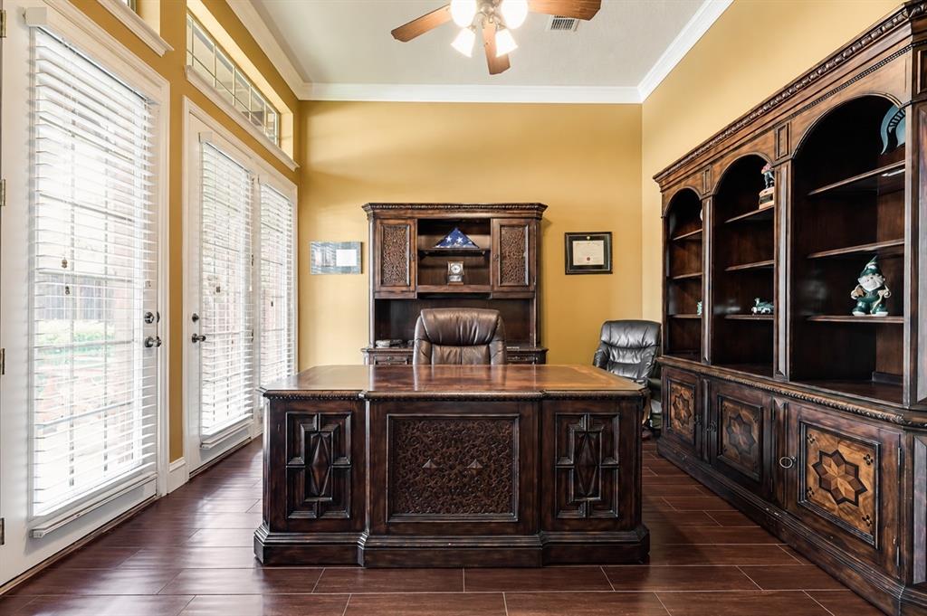 2631 Lakebend Drive