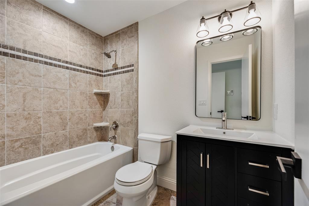 White Rock West Condo - Residential