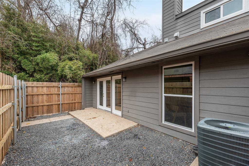 White Rock West Condo - Residential