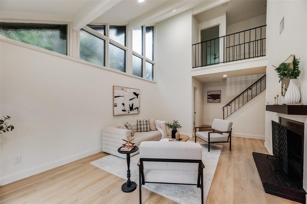 White Rock West Condo - Residential