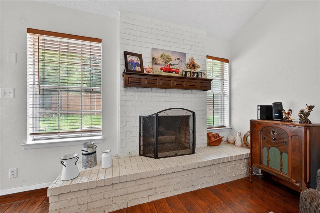 4711 Ridgeline Drive