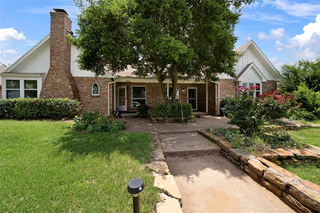 7824, 7828 Cardinal Court