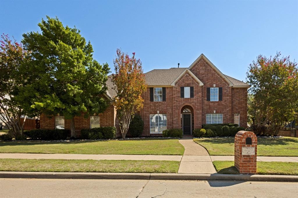 1729 Watersedge Drive
