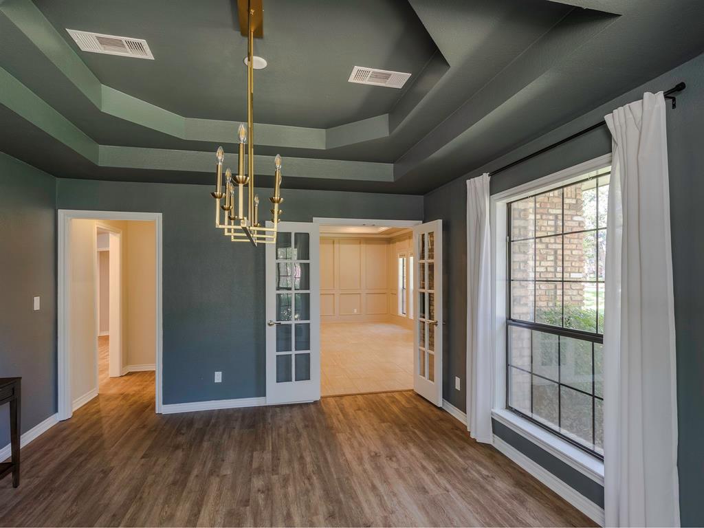 3354 Oak Creek Drive