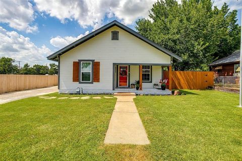 A home in Joshua