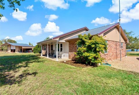 A home in Powderly