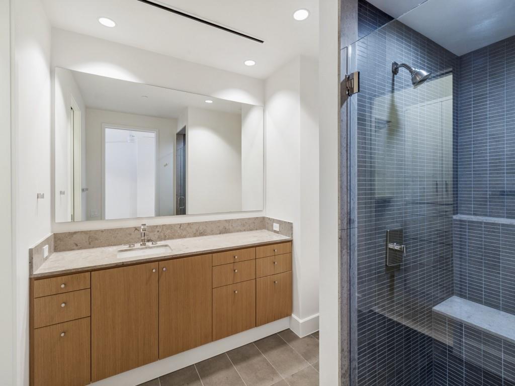 South Tower Residences - Residential