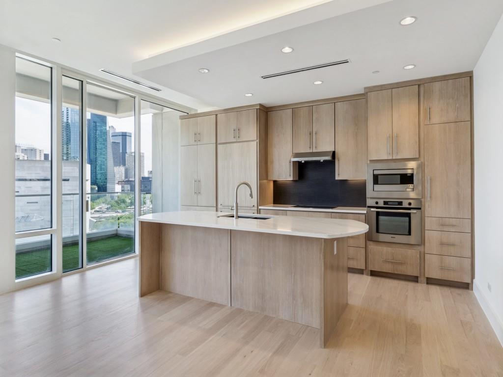 South Tower Residences - Residential