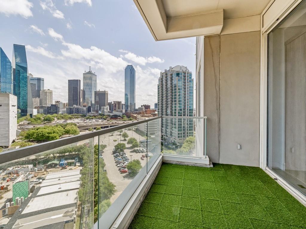 South Tower Residences - Residential