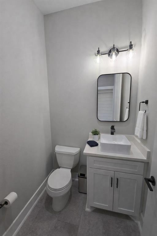 Brandon V Lake Living - Residential