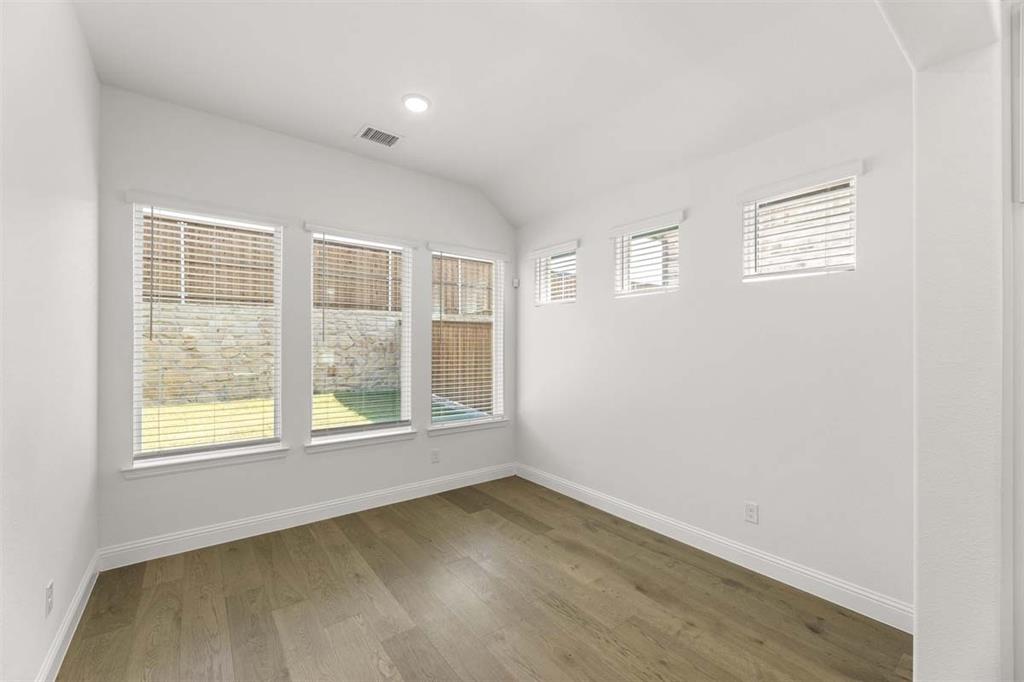 Nelson Lake - Residential