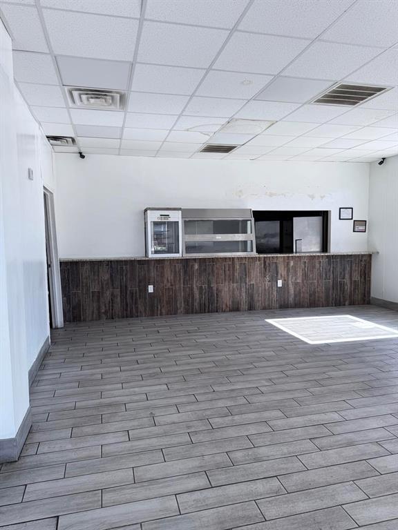 WEDGE HILLS - Commercial Lease