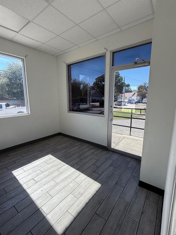 WEDGE HILLS - Commercial Lease