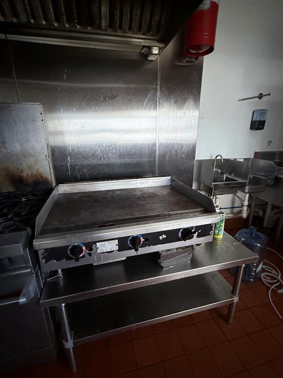 WEDGE HILLS - Commercial Lease